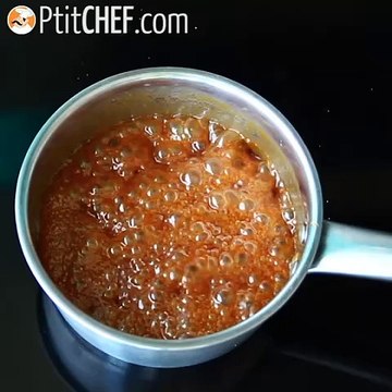 Tort cu ciocolata si caramel sarat