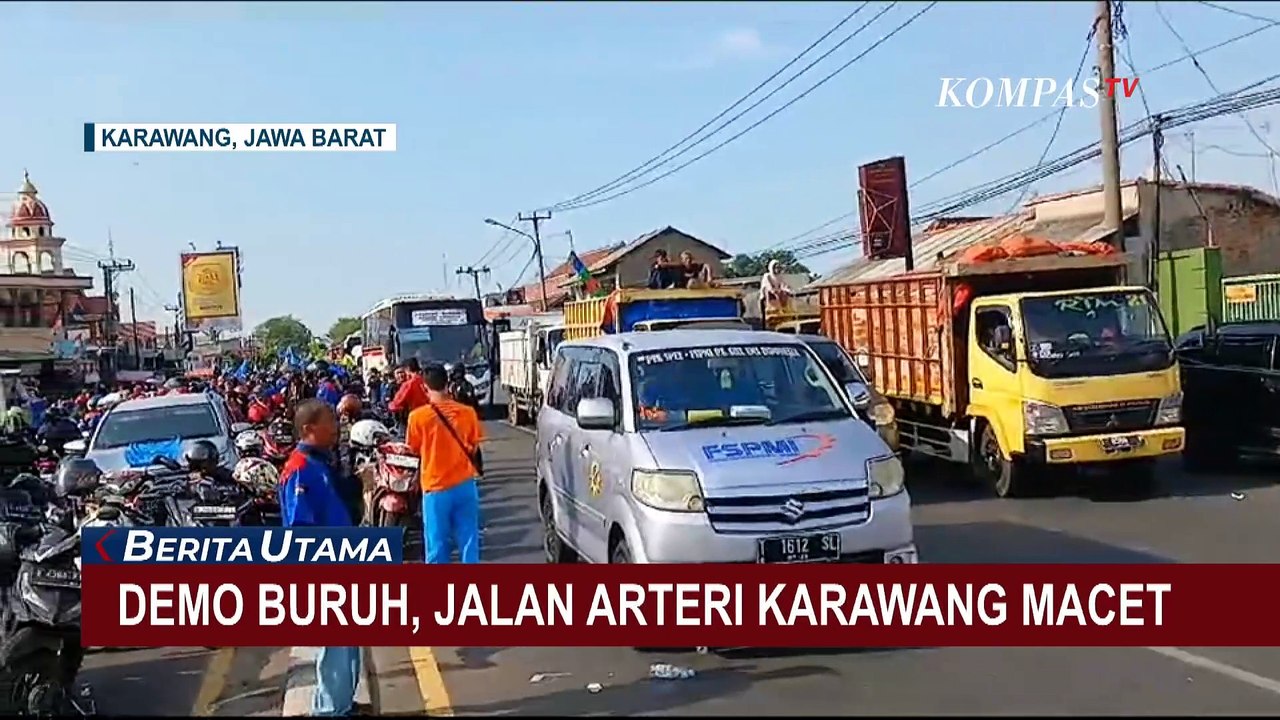 Detik-Detik Antar Sesama Buruh Ricuh saat Aksi Blokade Jalan di Purwakarta