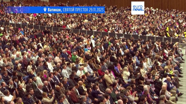 Папа римский провел аудиенцию, несмотря на болезнь