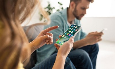 الشرطة تحذّر من ميزة جديدة في آيفون