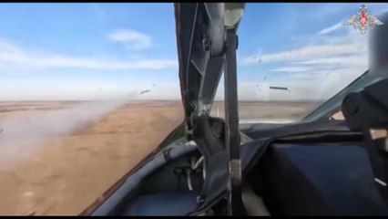 Ucraina, la Russia mostra i denti: video con attacchi aerei