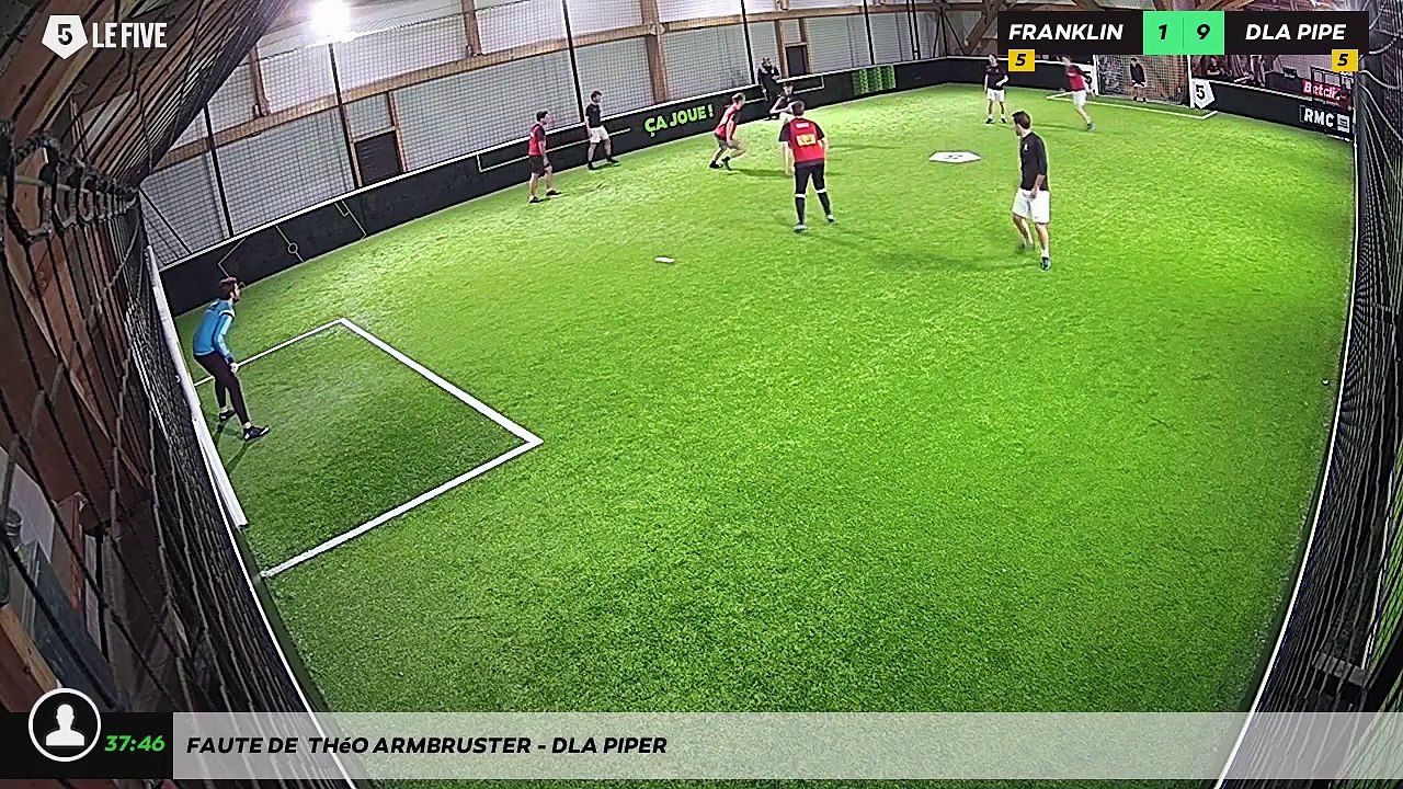 Faute de  Théo Armbruster - DLA PIPER