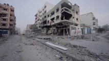 شاهد.. آثار الدمار التي خلفها القصف الإسرائيلي على حي الرمال بغزة