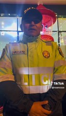 ¡Asombroso! Policía realizó el encendido de luces de su comisaría: "Ya se siente la Navidad"