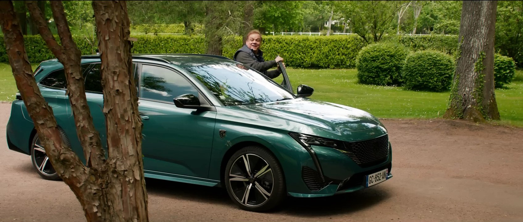 COCORICO Film (2024) - Christian Clavier, Didier Bourdon, Sylvie Testud