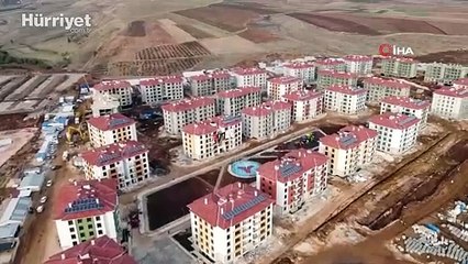 Deprem konutlarında sona doğru... Çalışmalar 7 gün 24 saat sürüyor
