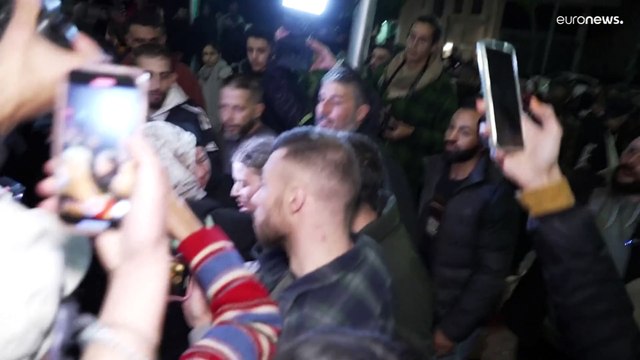 فيديو: أيقونة المقاومة الشعبية عهد التميمي تلقى استقبال الأبطال بعد الإفراج عنها من قبل إسرائيل
