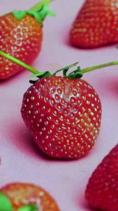 Strawberry car perfume