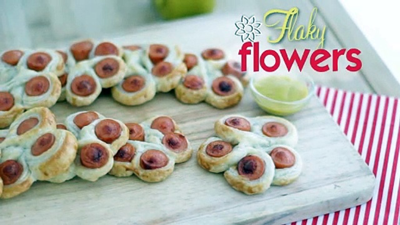 Flaky flowers - video recipe !