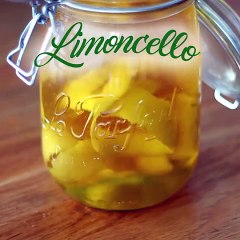 Easy homemade limoncello