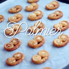 Simple and quick puff pastry palmiers