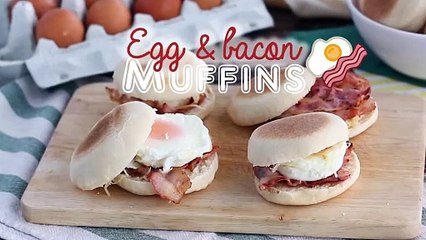 Egg and bacon english muffins