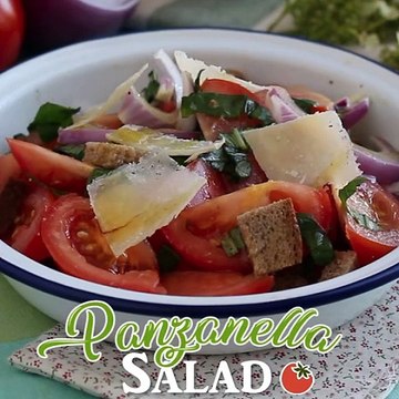 Panzanella salad - italian bread salad