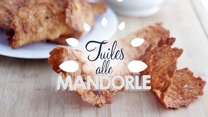Tuiles alle mandorle: le cialde francesi croccanti perfette per ogni dessert