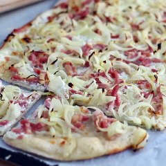 Flammekueche, tarte flambée alsacienne