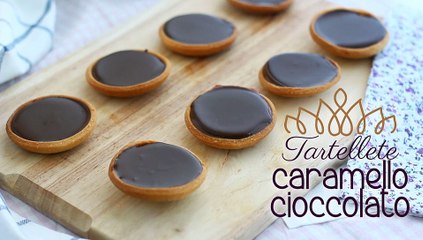 Tartelette al caramello e cioccolato