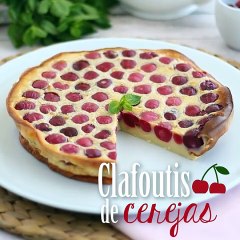 Clafoutis de cereja, uma sobremesa francesa leve, sem gluten e com baixas calorias