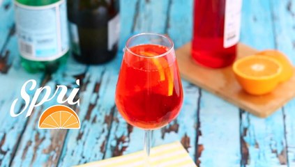 Spritz, der berühmte italienische cocktail mit aperol