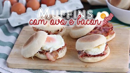 Muffins recheados com ovos e bacon