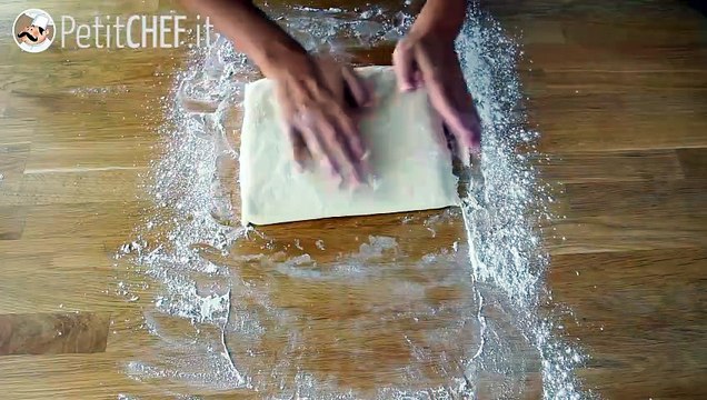 Pasta sfoglia, la ricetta spiegata passo a passo