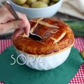 Sopa de alho-poró e batata com massa folhada