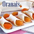 Oranais - dolcetti di sfoglia con crema pasticcera e albicocche sciroppate