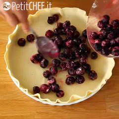 Crostata di ciliegie con pasta sfoglia