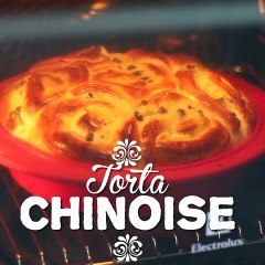 Torta chinoise farcita con crema pasticcera e gocce di cioccolato