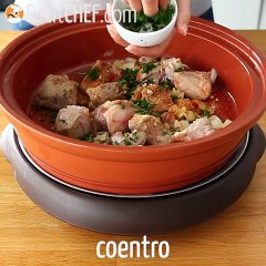 Tajine de cordeiro com ameixas secas (cozido de cordeiro)