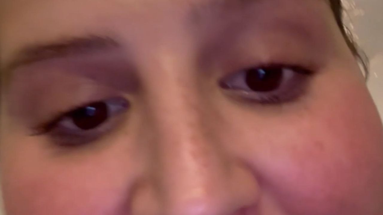 Woman makes fun of fake tan, ends up regretting getting carried away