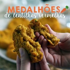 Medalhões de lentilha vermelha e cenoura