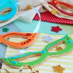 Máscaras de carnaval (biscoitos de carnaval)