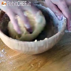 Torta vaniglia e caramello con noci pecan