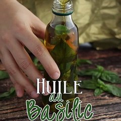 Huile au basilic maison