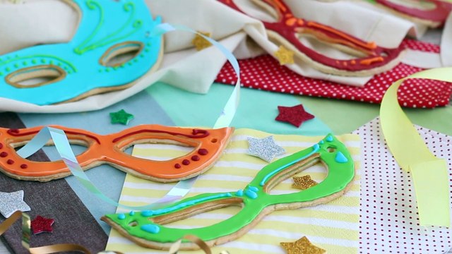 Maschere di pasta frolla - ricetta per carnevale