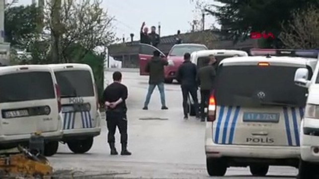 Kocaeli'nde rehine krizi! Polis ekipleri alarma geçti
