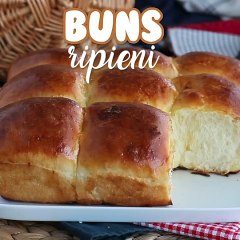 Panini al latte ripieni con scamorza e pancetta