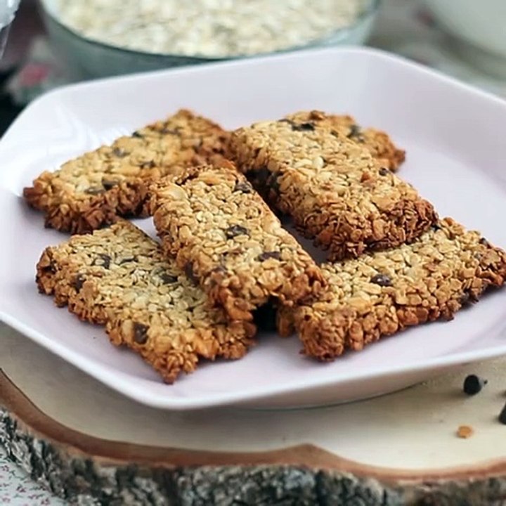 Barrette di avena e mandorle