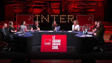 Certe Mathurin, un humoriste slammeur hyperactif sur la scène du Tremplin jeune