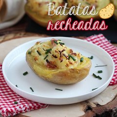 Batata recheada (creme de queijo com bacon)