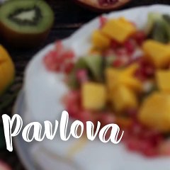Pavlova ai frutti esotici