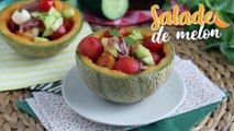 Salade de melon dans un melon