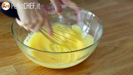 Layer cake alle fragole con crema al mascarpone