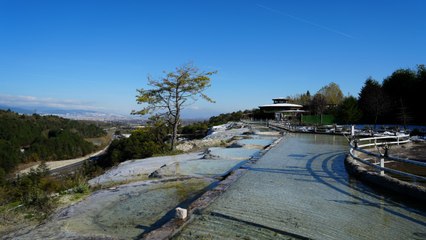 Akkaya Travertenleri her mevsim ilgi topluyor