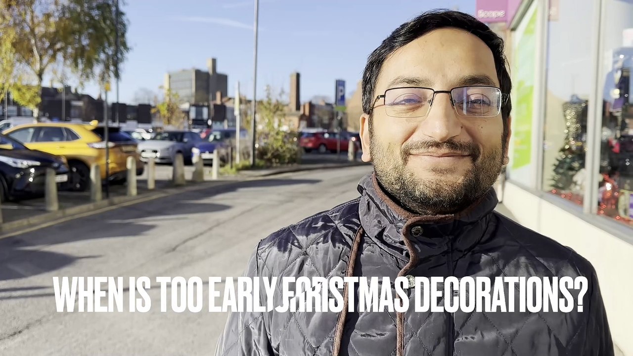 Christmas decorations: When do you put decorations up?