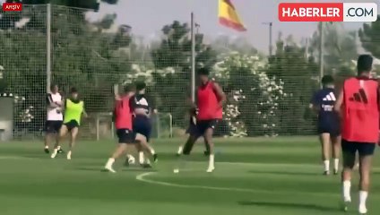 Sakatlıkların bir türlü peşini bırakmadığı Arda'dan haber var