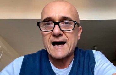 Alfonso Signorini racconta le prime disastrose esperienze con gli uomini