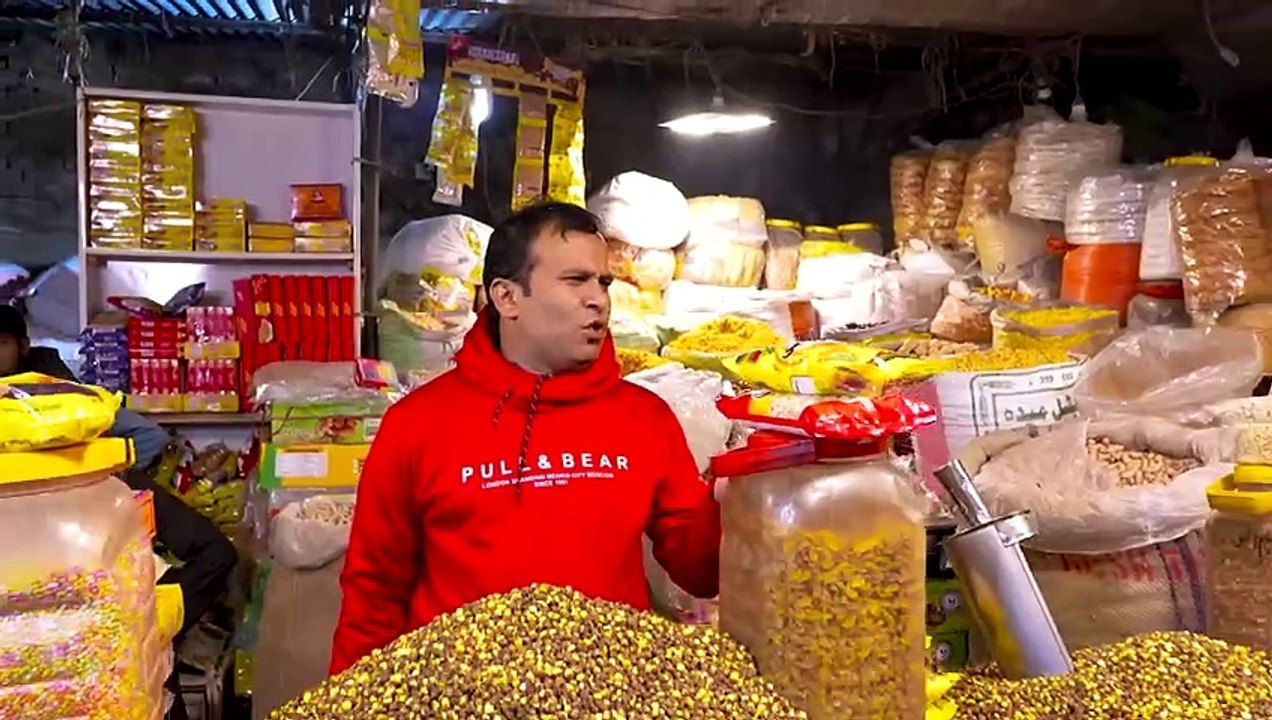 Rana Ijaz New Funny Video _ Standup Comedy At The Nuts Shop _ Rana Ijaz & Makhi Funny Video