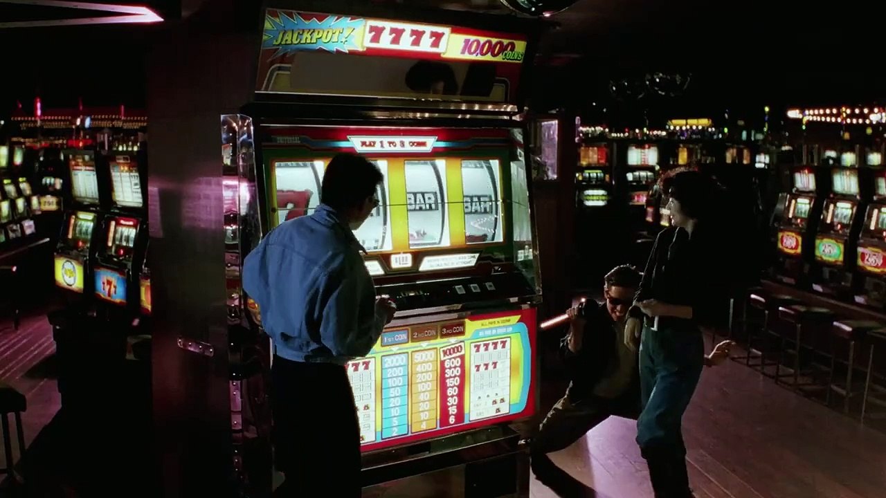 Casino Raiders Bande-annonce (EN)