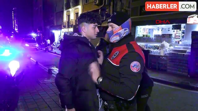 Fatih'te Gerçekleştirilen Asayiş Denetiminde 3 Şüpheli Gözaltına Alındı